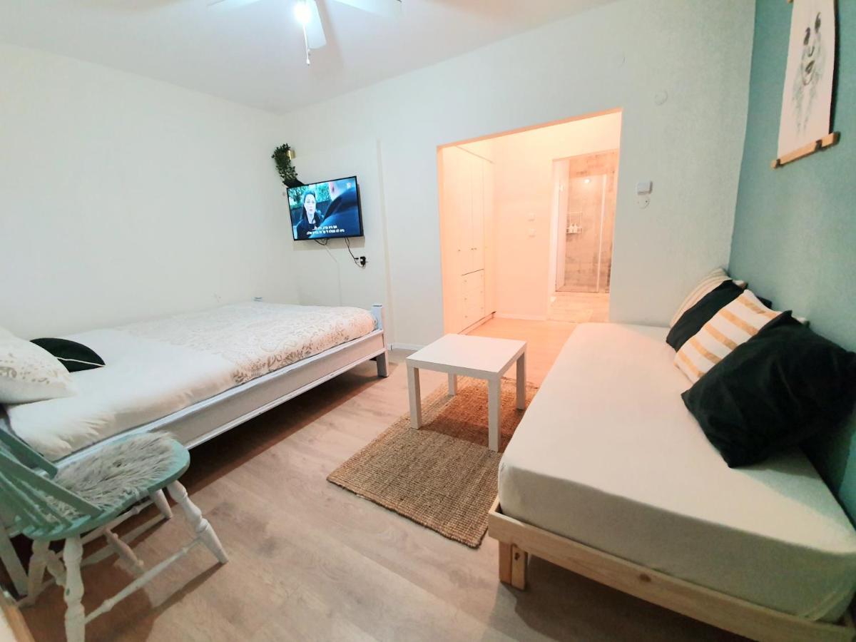 Sunshine Suite Boutique Only 5 Min Walk To The Beach - By Seaelo 埃拉特 外观 照片