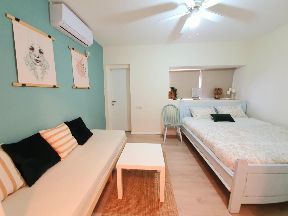Sunshine Suite Boutique Only 5 Min Walk To The Beach - By Seaelo 埃拉特 外观 照片
