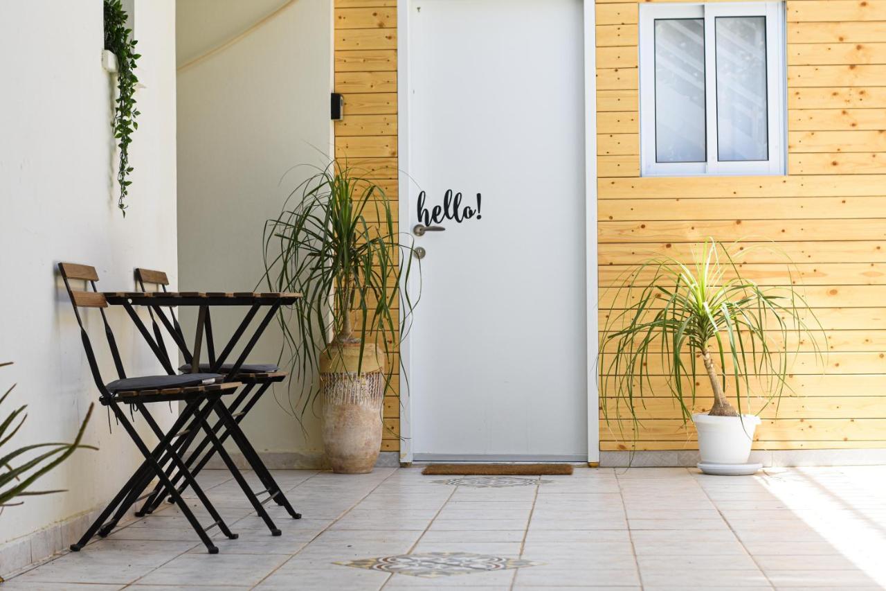 Sunshine Suite Boutique Only 5 Min Walk To The Beach - By Seaelo 埃拉特 外观 照片