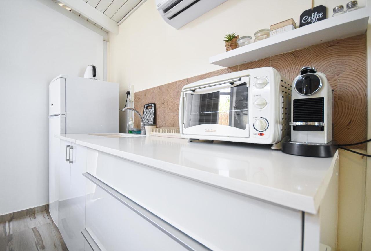 Sunshine Suite Boutique Only 5 Min Walk To The Beach - By Seaelo 埃拉特 外观 照片